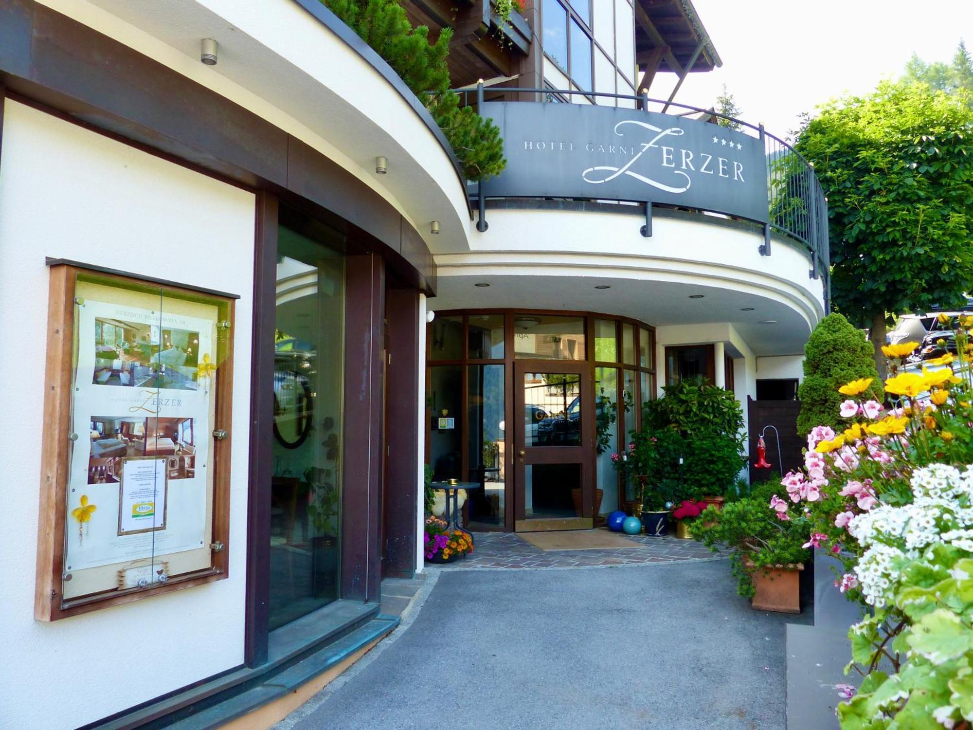 Hotel Garni Zerzer Serfaus Exterior foto